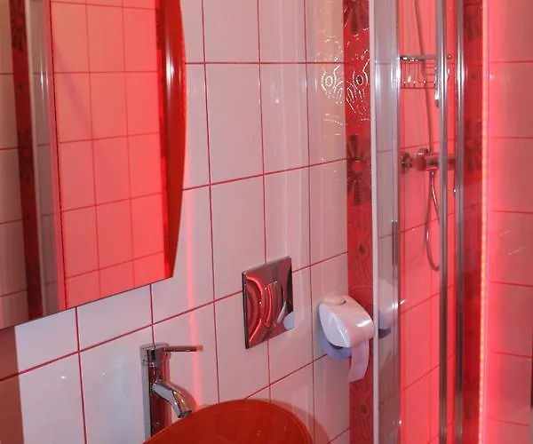 Palac Ogrodowa Privatunterkunft *