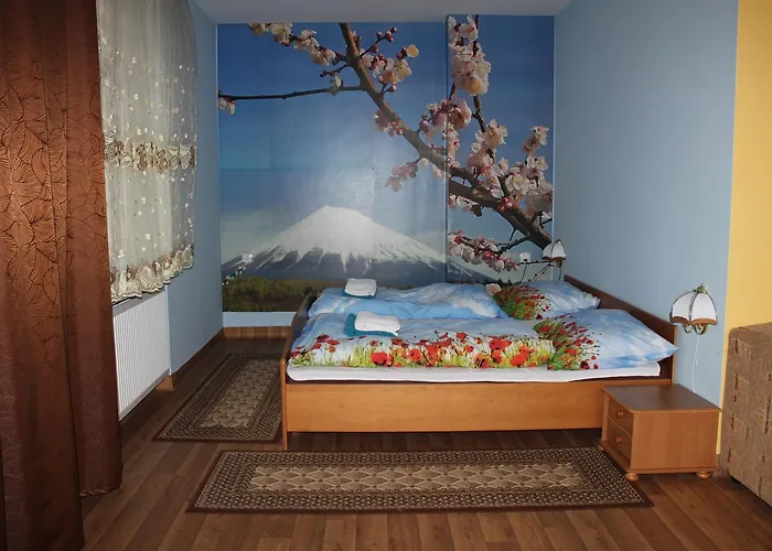 Palac Ogrodowa Privatunterkunft