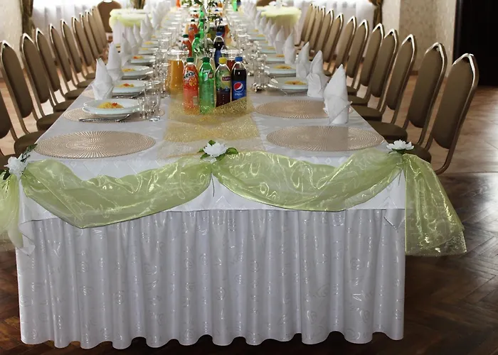 Palac Ogrodowa בית אירוח טרנובסקי גאורי