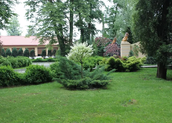 Palac Ogrodowa בית אירוח *