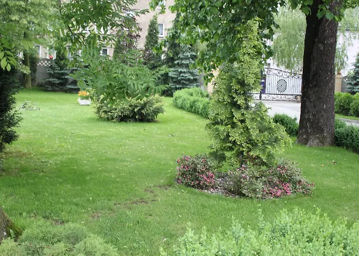 Palac Ogrodowa Privatunterkunft